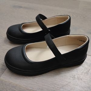 The Children's Place Girls Closed Toe Maryjane Flats big kid size5